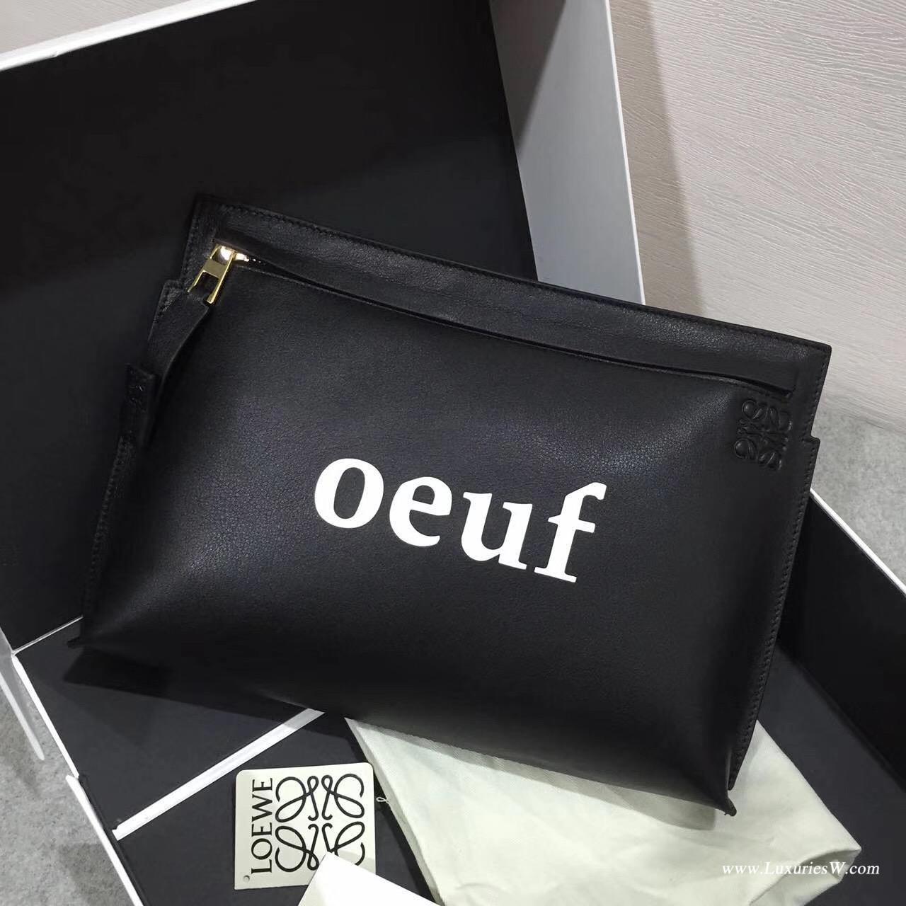 羅意威女包 Loewe T Pouch oeuf 系列手拿包 采用柔軟黑色 小牛皮