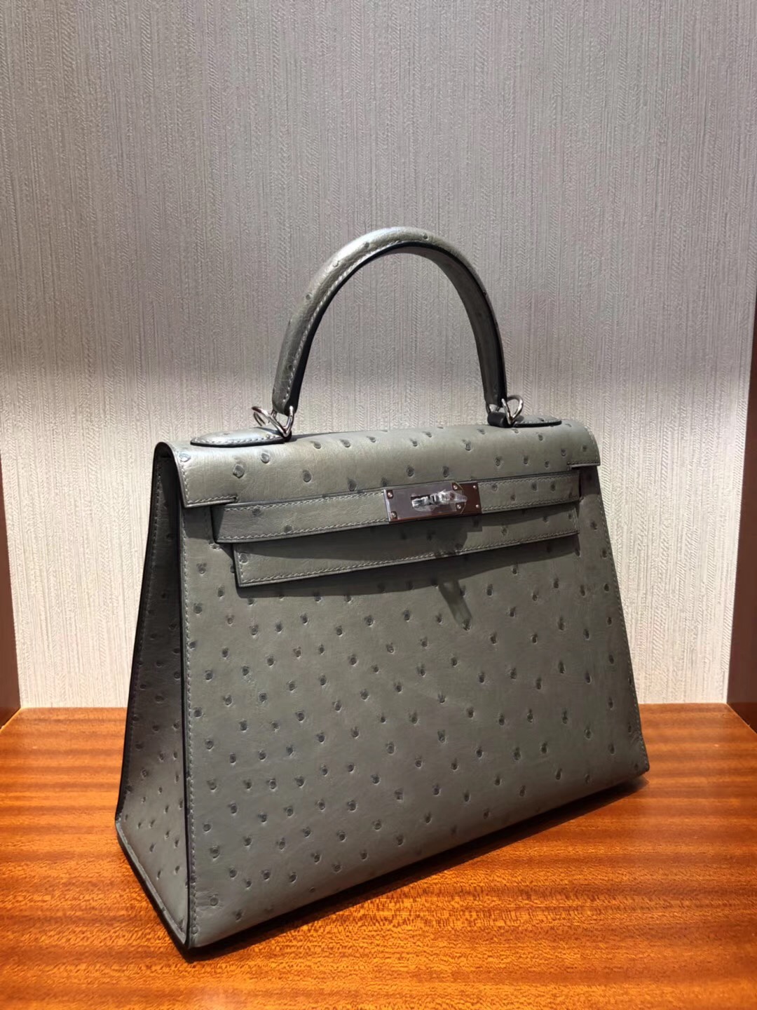 愛馬仕kelly包包價格Hermes Kelly bag 28 8F錫器灰 南非KK鴕鳥皮Ostrich